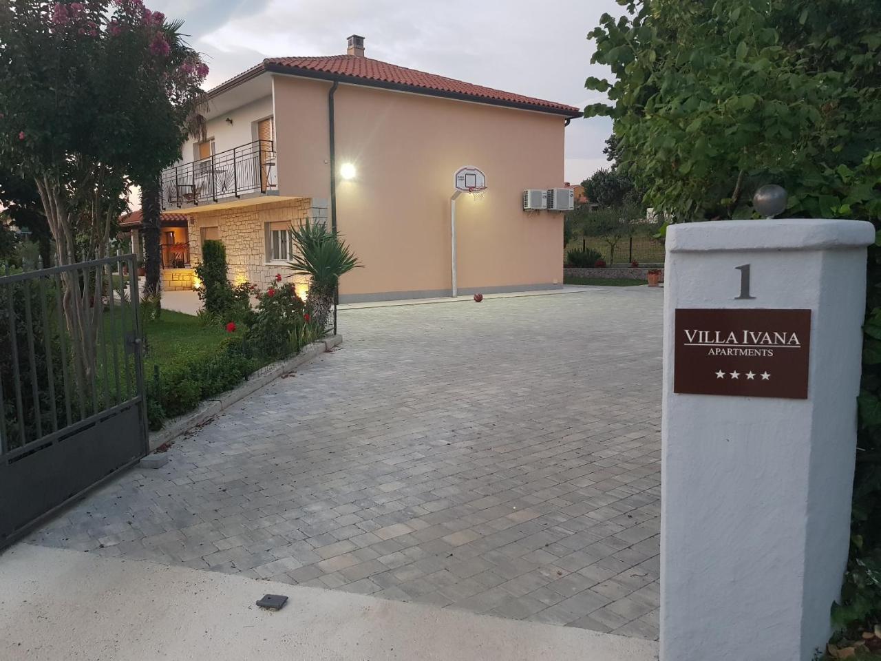 Villa Ivana 라빈 외부 사진